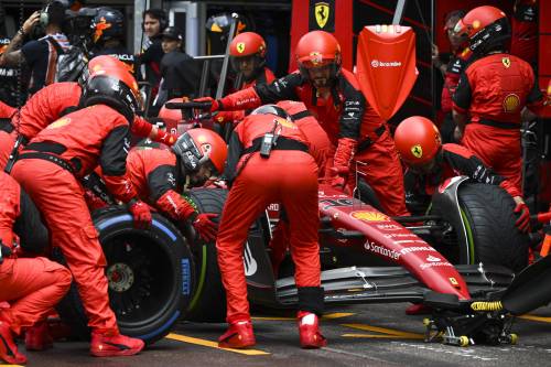 "Ma che c... fate!", l'ira di Leclerc con il box Ferrari