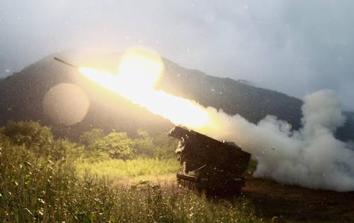 Gli Usa mandano i missili Himars: come cambia la guerra