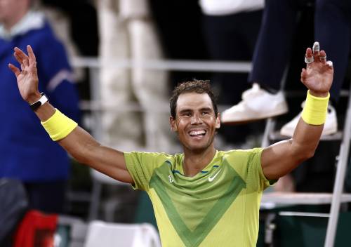 Roland Garros, Nadal supera Djokovic e vola in semifinale