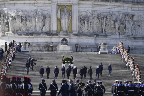 2 giugno, Mattarella: "L'Italia si muova per la pace"