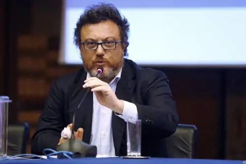 La sinistra si spacca sulla Rai. E Orfeo torna a guidare il Tg3