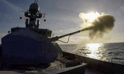 La Russia scende in mare: scattano le esercitazioni nel Pacifico