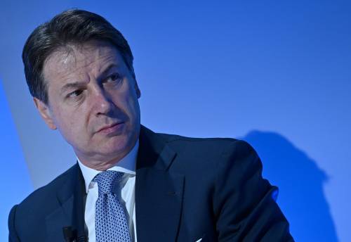 Conte: "Sostegno a Draghi. Ma non accetto lezioni di atlantismo"
