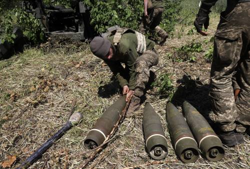 "Più lunga la gittata dei razzi più noi avanzeremo su Kiev". La Russia contro le forniture