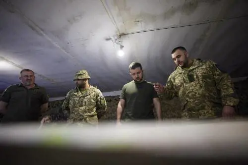 Zelensky ci vaccina coi missili, viva il "capofamiglia" e Incontrada: quindi, oggi...