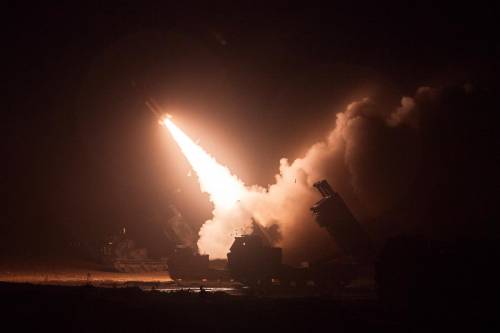 La risposta a Kim di Stati Uniti e Corea del Sud. Sparati otto missili: "Ora basta provocazioni"