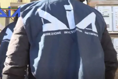Mafia, arrestati a Milano due imprenditori. “Puntavano agli appalti di Milano-Cortina”