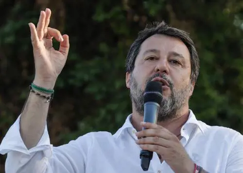 Mascherine, la Lega annuncia ricorso al Tar: cosa può cambiare