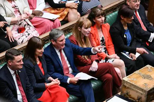 "Le donne non hanno il pene": il surreale dibattito dei Labour