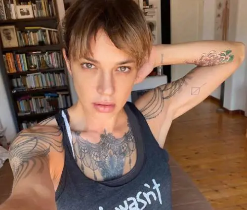 La confessione di Asia Argento: "Un anno senza droga e alcool"