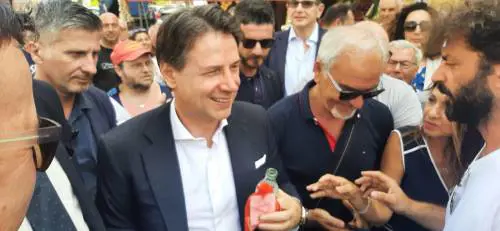 "Il M5S senza Conte non esiste". Ma tra i grillini scoppia la bufera