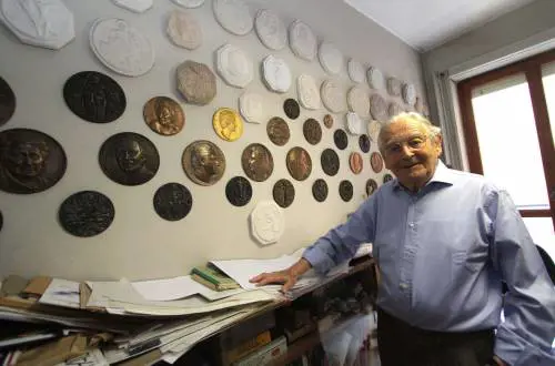 Calcio, sport, Regione dedichino una targa all'unico italiano che vince sempre la coppa