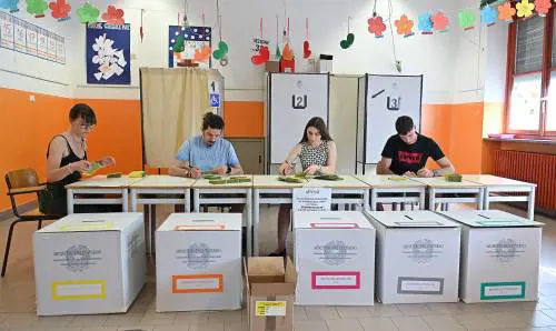 Votiamo per rispetto e per dispetto