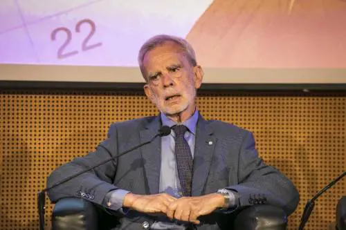 "Serve ancora oggi. Ma bisogna allenare i ragazzi a capire i testi e ad argomentare"