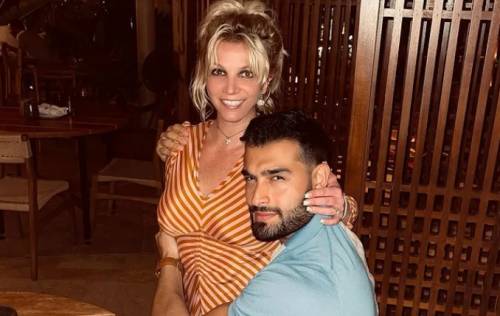 L'ex marito di Britney Spears accusato di stalking e percosse dopo il blitz alle nozze