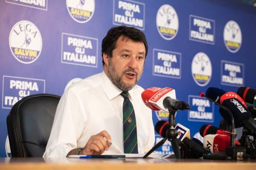 Il sospetto di Salvini: "Così mettono a rischio il governo..."