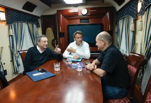 Cronaca di una notte in treno con Draghi, Macron e Scholz