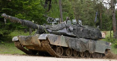 Il paradosso dell'esercito Usa: così è legato a Cina e Russia