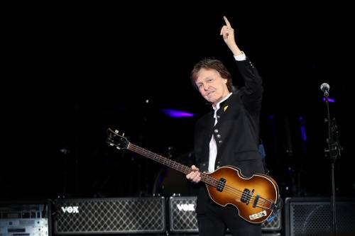 Paul McCartney, il bravo ragazzo che fece ballare il mondo con un tempo nuovo