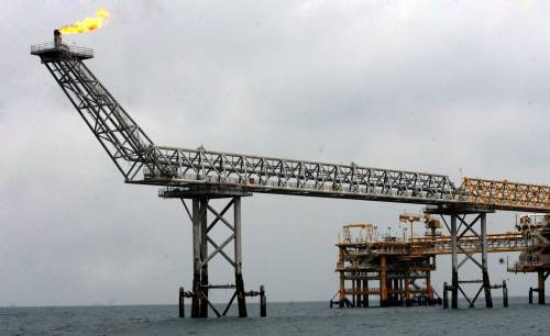 Eni risponde alla Russia: entra nel maxi-progetto del gas in Qatar
