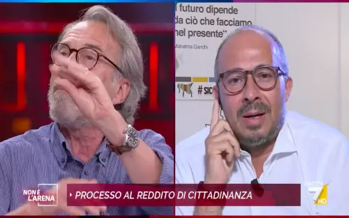 "Una schifezza", "Non fare il comunista". Scoppia la lite in diretta tv