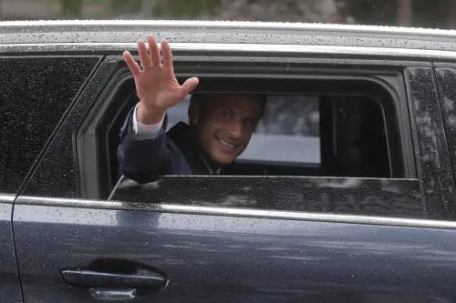 I dossier sulla lobby di Uber. Coinvolto anche Macron
