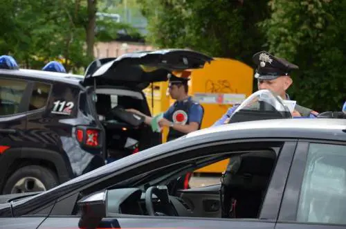 Una pattuglia dei carabinieri in provincia di Arezzo
