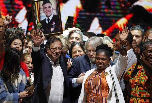 Dalla Colombia schiaffo agli Usa: così cambiano gli equilibri in America