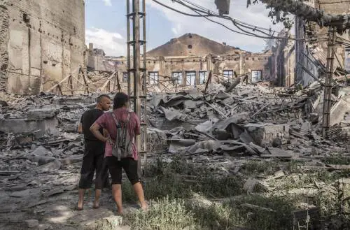 Kiev lancia la controffensiva: esplosioni a Belgorod e Melitopol