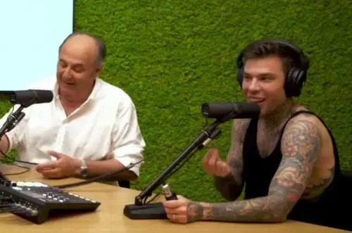 "Chi ca... è Strehler?". La gaffe di Fedez
