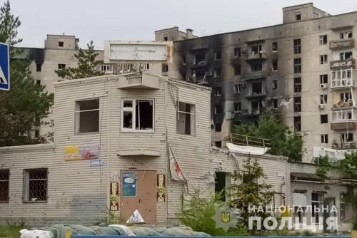 Soldati ucraini assediati nel Lugansk: infuria la battaglia nel Donbass 