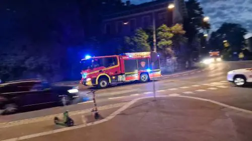 Spari sul locale gay: morti e terrore a Oslo. "Attacco islamista"