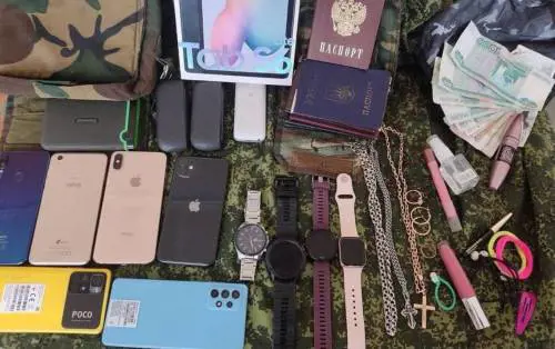 Caldaie, tappeti, mutande e pentole: il bottino di guerra dei russi