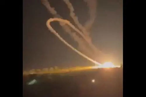 Missile russo "impazzito": inverte la rotta e colpisce i soldati filo-Putin