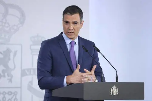 Monumenti, sport e cravatte. Così l'Ue risparmia energia