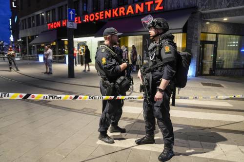 Attacco islamico a Oslo. Due morti in un locale gay