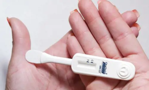 Ordinare online "un test salivare sicuro, rapido e facile" per la diagnosi dei virus Hiv dell'Aids e Hcv dell'epatite C, da eseguire a casa "in autonomia e anonimato"