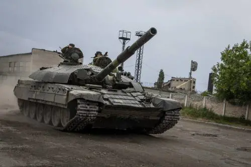 Caccia, tank e missili: ecco il piano di Putin per chiudere la guerra in Ucraina