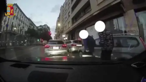 Truffe: i sei metodi usati in strada, a cosa stare attenti