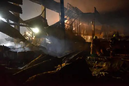 Mosca fa strage di civili al centro commerciale. "È un crimine di guerra"