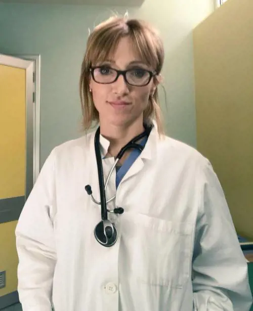 "Non era miocardite, la prego...". La supplica alla dottoressa no vax dopo la morte della bimba