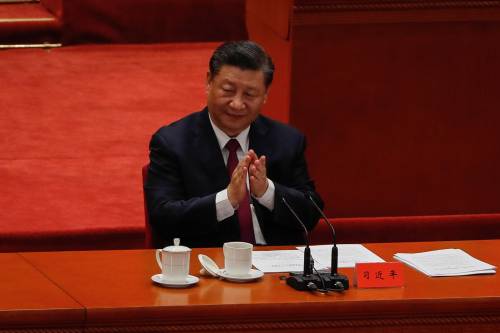 Xi a Hong Kong per i 25 anni: addio libertà. Ribelli spariti, media chiusi, elezioni farsa