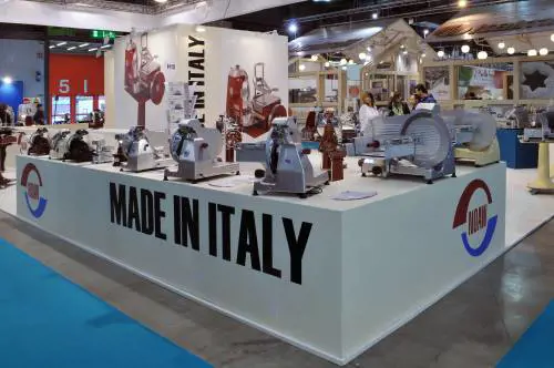 Pazzali: "Bene incentivi alle aziende nelle fiere decisive per l'export"