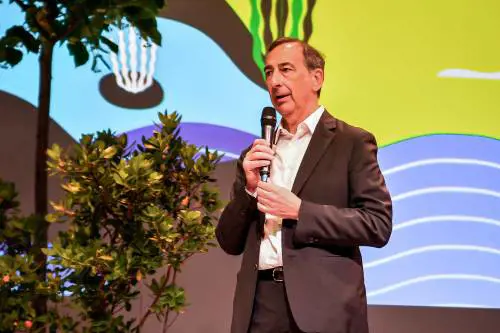 Ferragni, sos sicurezza. Il sindaco non condivide ma deve adeguarsi: "Chiederò altri poliziotti"