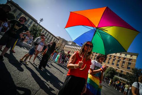 Insulti e cinghiate dopo il Gay Pride di Napoli