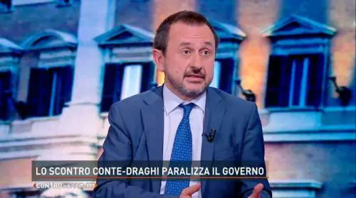 La calda estate dei centristi tra malumori e valigie pronte