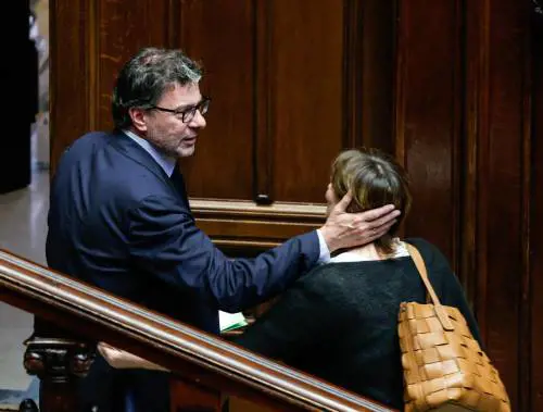 Palazzo Chigi tira dritto e sul Dl aiuti mette la fiducia
