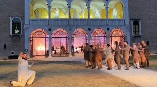 Il "Paradiso" di Montanari e Martinelli ci spinge a uscire "a riveder le stelle"