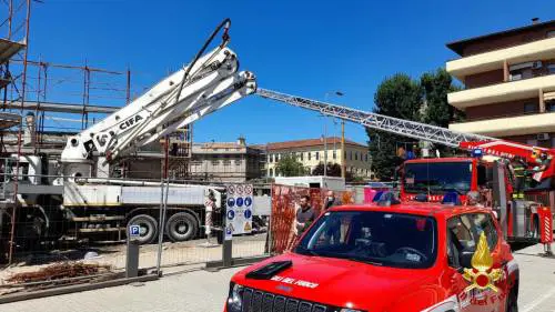 Il cantiere a Milano dove sono rimasti feriti 5 operai 