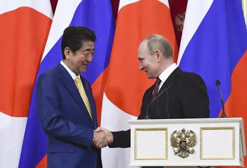 Il sogno mai realizzato di Abe: salta l'ultima intesa con lo Zar